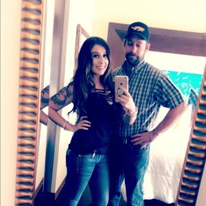 Meet your Posher, Caitlin